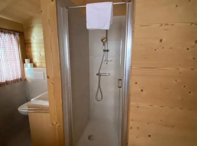 Almhuette لاختال